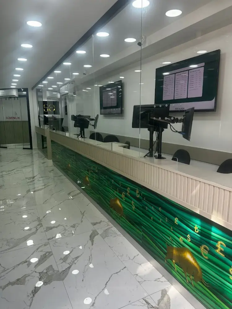 OZAN DÖVİZ ULUS — Döviz Büroları, Altındağ · fotoğraf 2