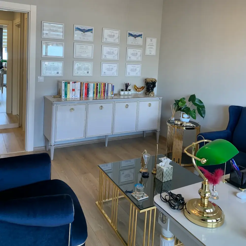 Erçağ Kuyumculuk — Döviz Büroları, Elmadağ · fotoğraf 2