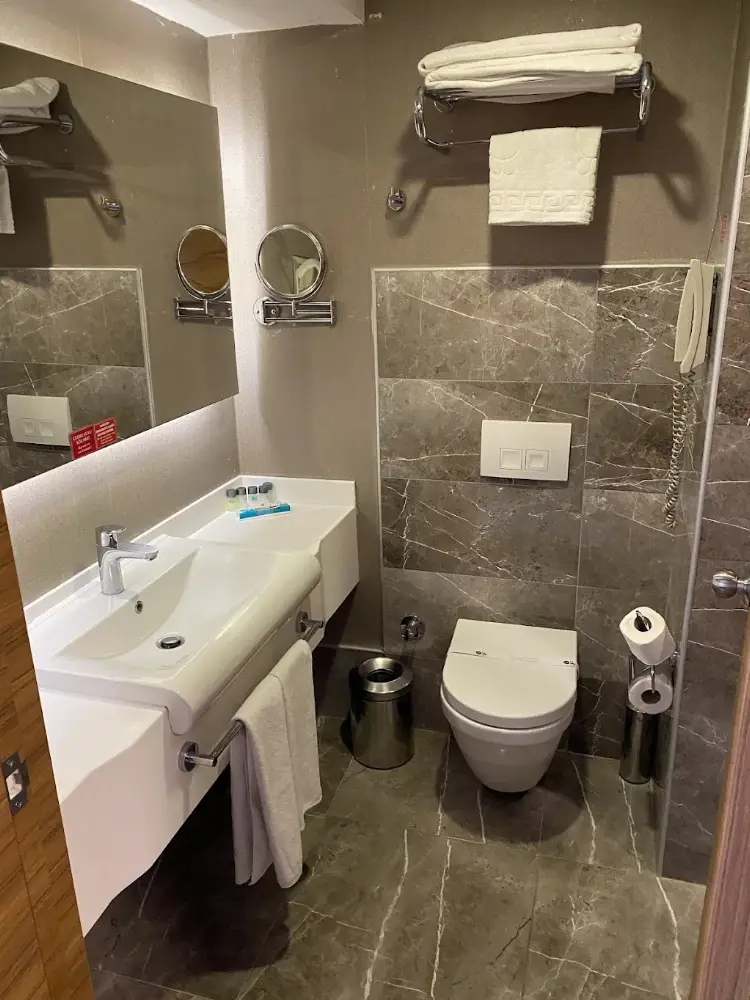 Çam Hotel Thermal Resort & Spa Convention Center — Döviz Büroları, Kızılcahamam · fotoğraf 4