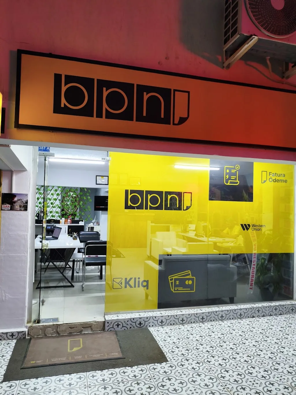 Western Union — Döviz Büroları, Muratpaşa · fotoğraf 1
