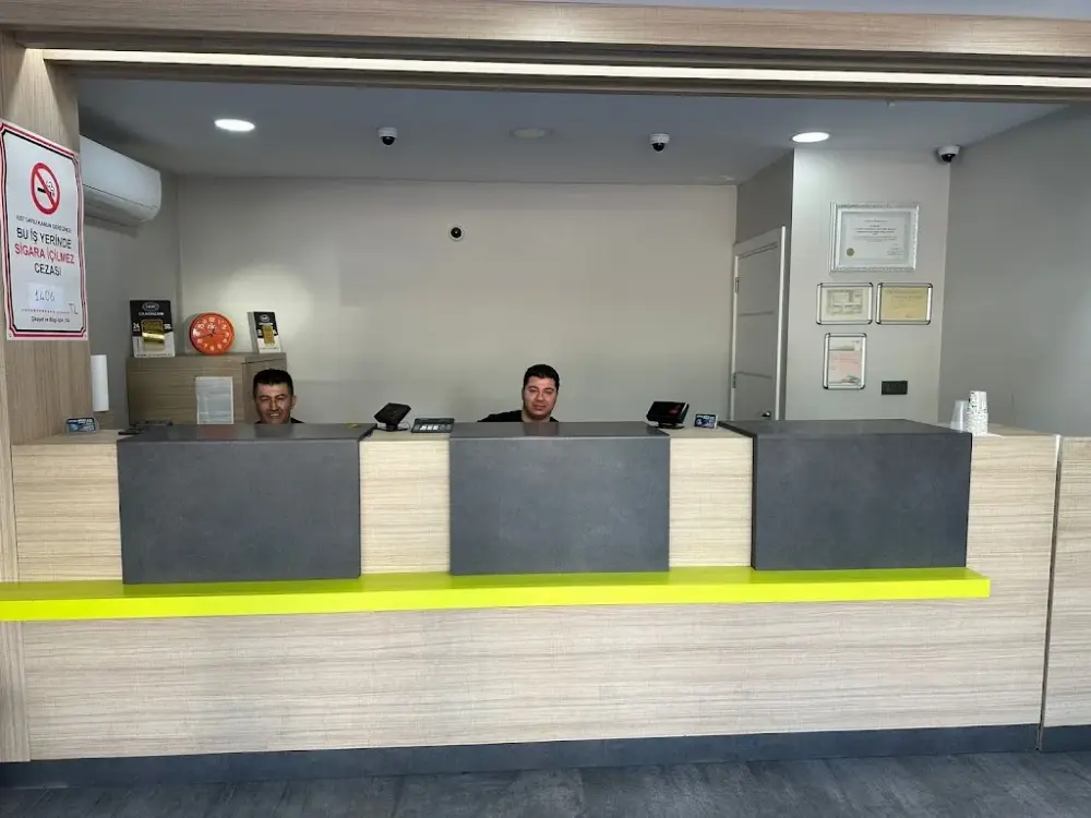 Uyum Döviz A.Ş. — Döviz Büroları, Konyaaltı · fotoğraf 4