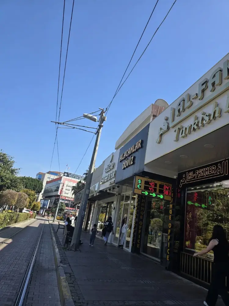 ALACANLAR DÖVİZ SINIRLI YETKİLİ MÜESSESE A.Ş — Döviz Büroları, Muratpaşa · fotoğraf 2
