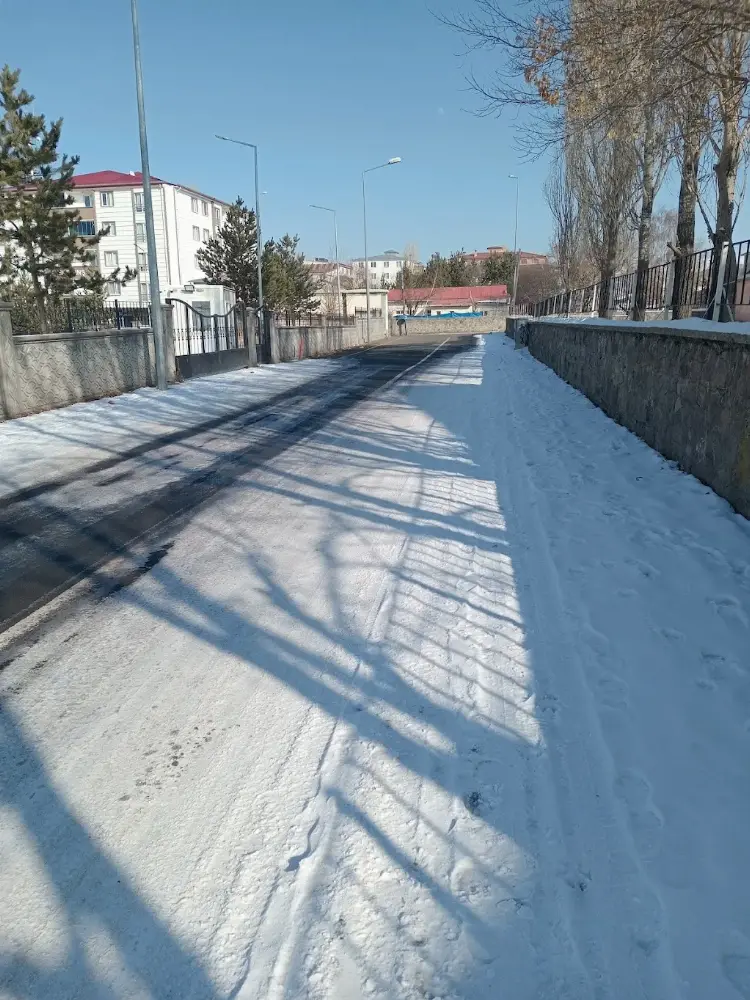 Ardahan Valiliği — Döviz Büroları, Merkez · fotoğraf 4