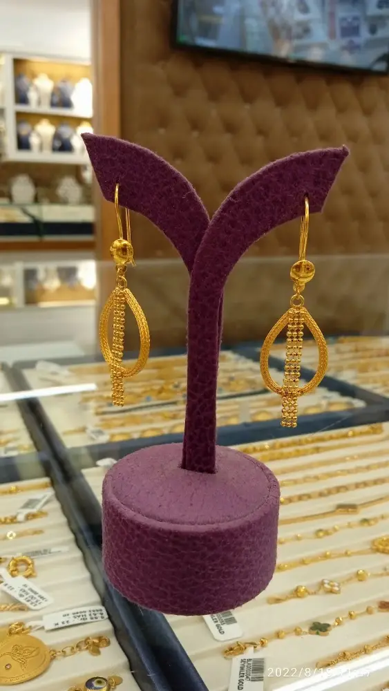 Sevimler Gold /Golden Plaza / Batman Kuyumcu — Döviz Büroları, Merkez · fotoğraf 4
