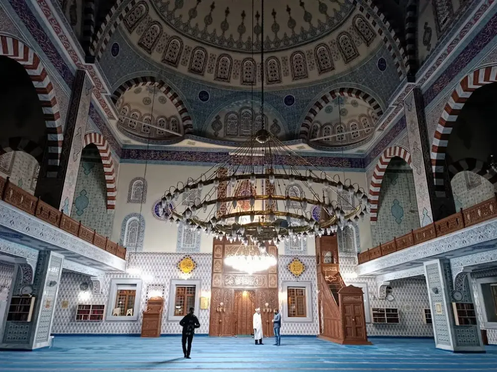 Ulu Cami — Döviz Büroları · fotoğraf 2