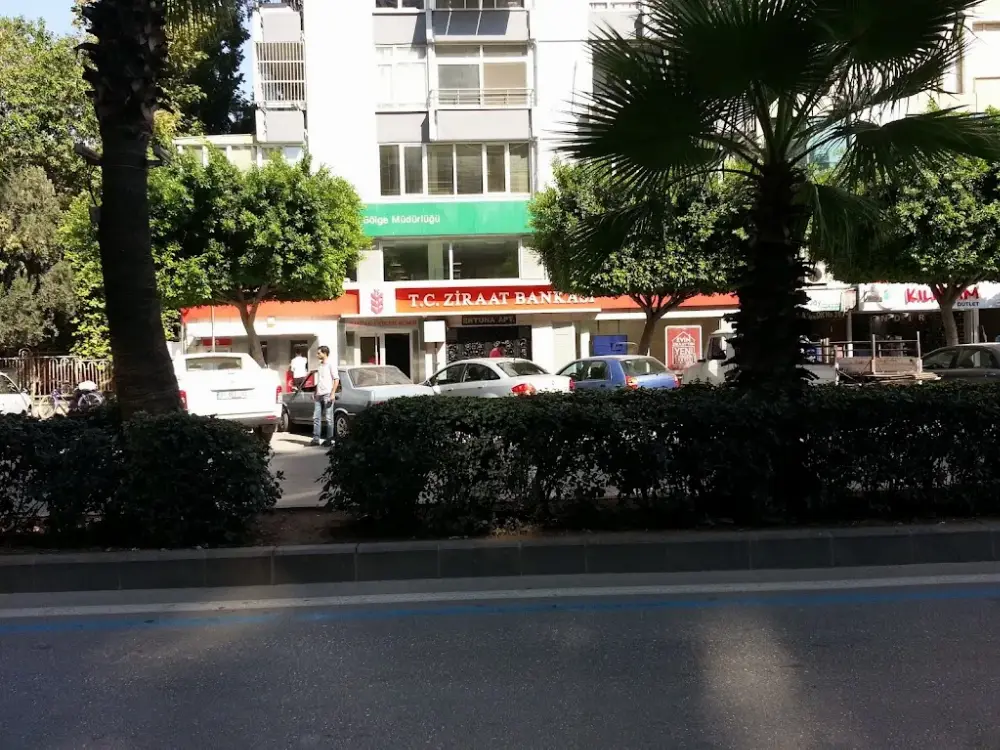 Ziraat Bankası Atatürk Caddesi/Adana Şubesi — Bankalar, Seyhan · fotoğraf 3