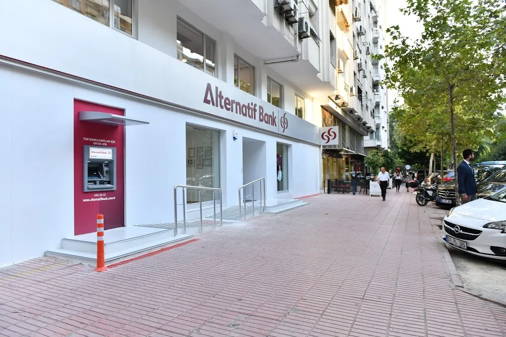 Alternatif Bank Adana Şubesi — Bankalar, Seyhan · fotoğraf 1