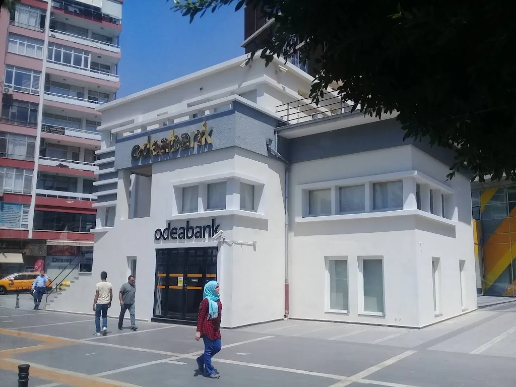 Odeabank - Adana Ticari Merkez Bankacılık Şubesi — Bankalar, Seyhan · fotoğraf 1