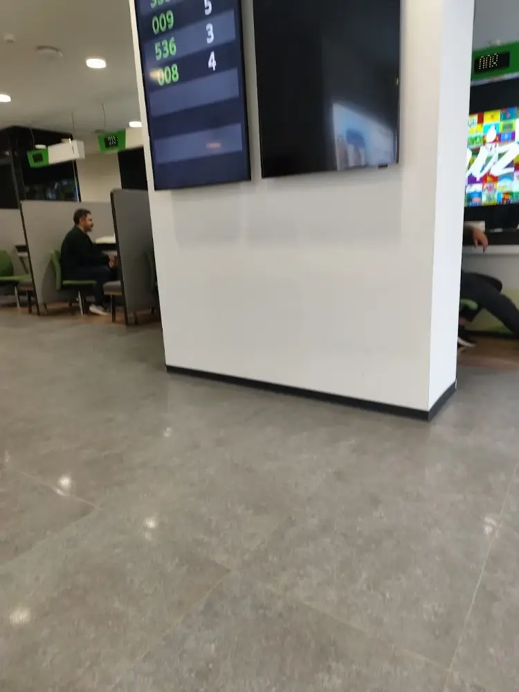 Garanti BBVA Kurttepe Şubesi — Bankalar, Çukurova · fotoğraf 3
