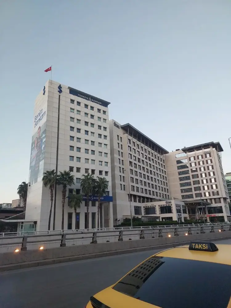 Türkiye İş Bankası Seyhan/Adana Şubesi — Bankalar, Seyhan · fotoğraf 2