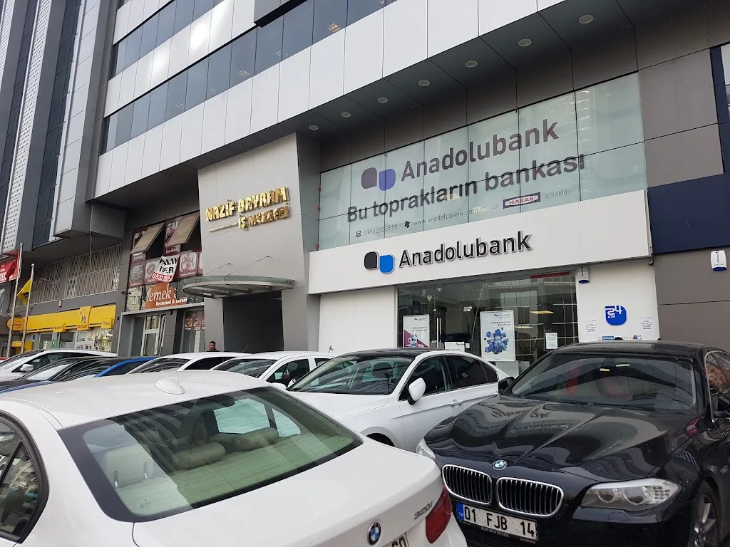 Anadolubank Adana Şubesi — Bankalar, Seyhan · fotoğraf 1
