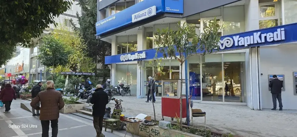 Yapı Kredi - Atatürk Bulvarı Şubesi — Bankalar, Seyhan · fotoğraf 2