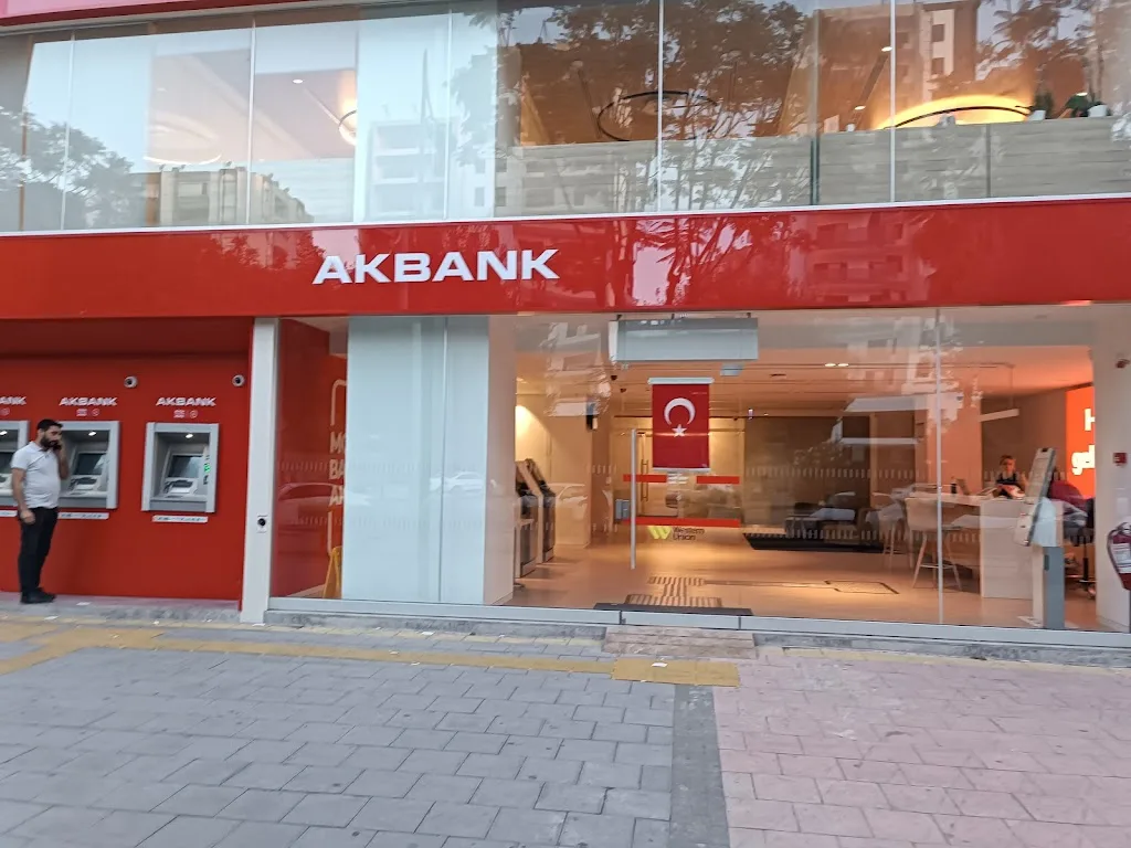 Akbank Yeni Adana Şubesi — Bankalar, Çukurova · fotoğraf 1