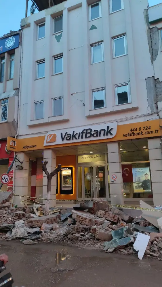 VakıfBank Adıyaman Şubesi — Bankalar, Merkez · fotoğraf 3