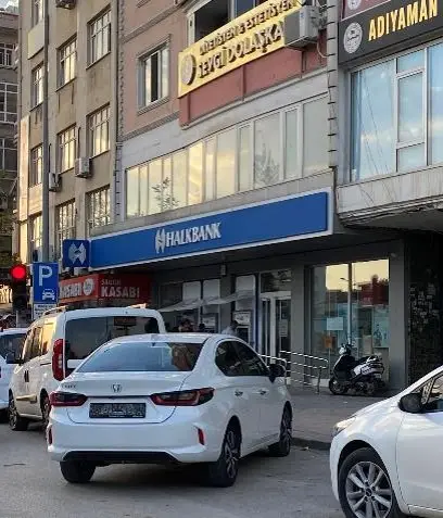 Halkbank Bulvar Adıyaman Şubesi — Bankalar, Merkez · fotoğraf 3