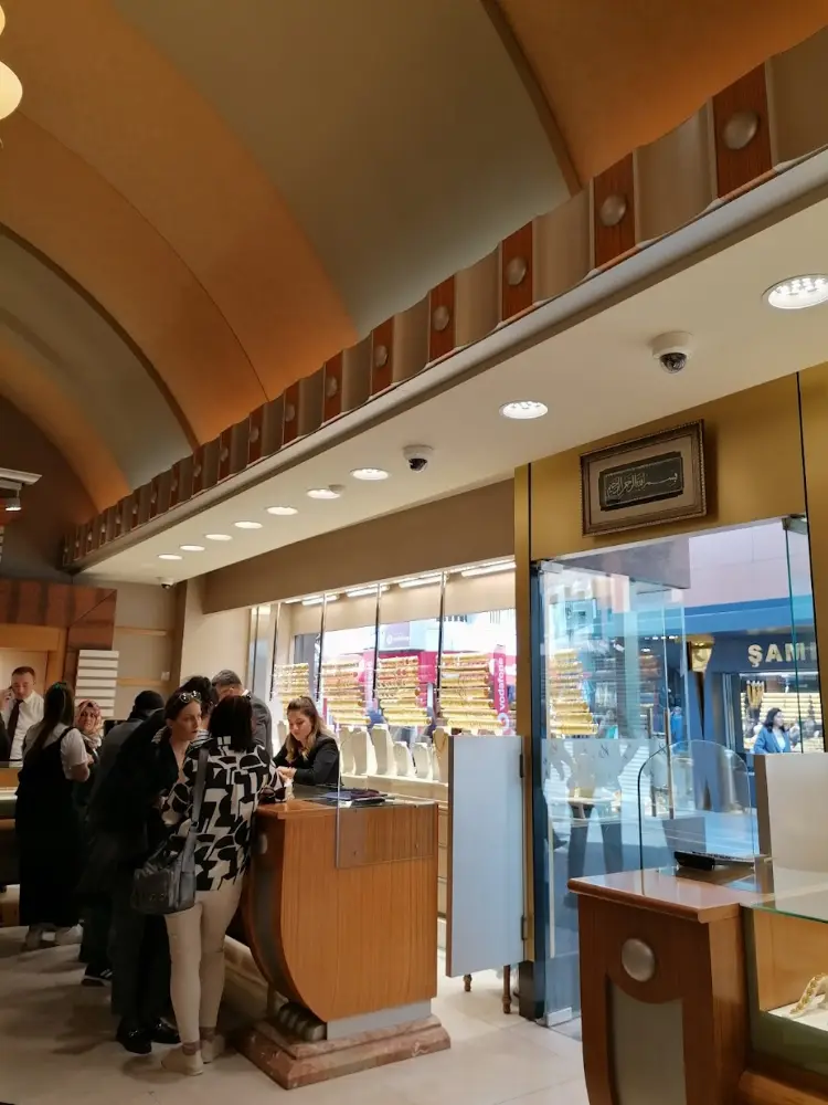 MAY DÖVİZ — Döviz Büroları, Merkez · fotoğraf 2