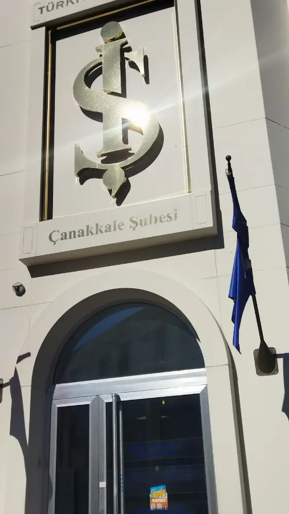 Türkiye İş Bankası Çanakkale Şubesi — Bankalar, Merkez · fotoğraf 2