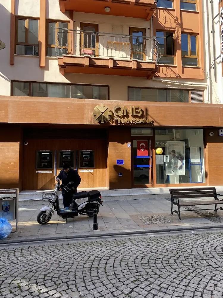 QNB Çanakkale Şubesi — Bankalar, Merkez · fotoğraf 4