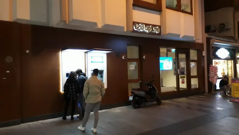 Yapı Kredi - Çanakkale Şubesi — Bankalar, Merkez · fotoğraf 2