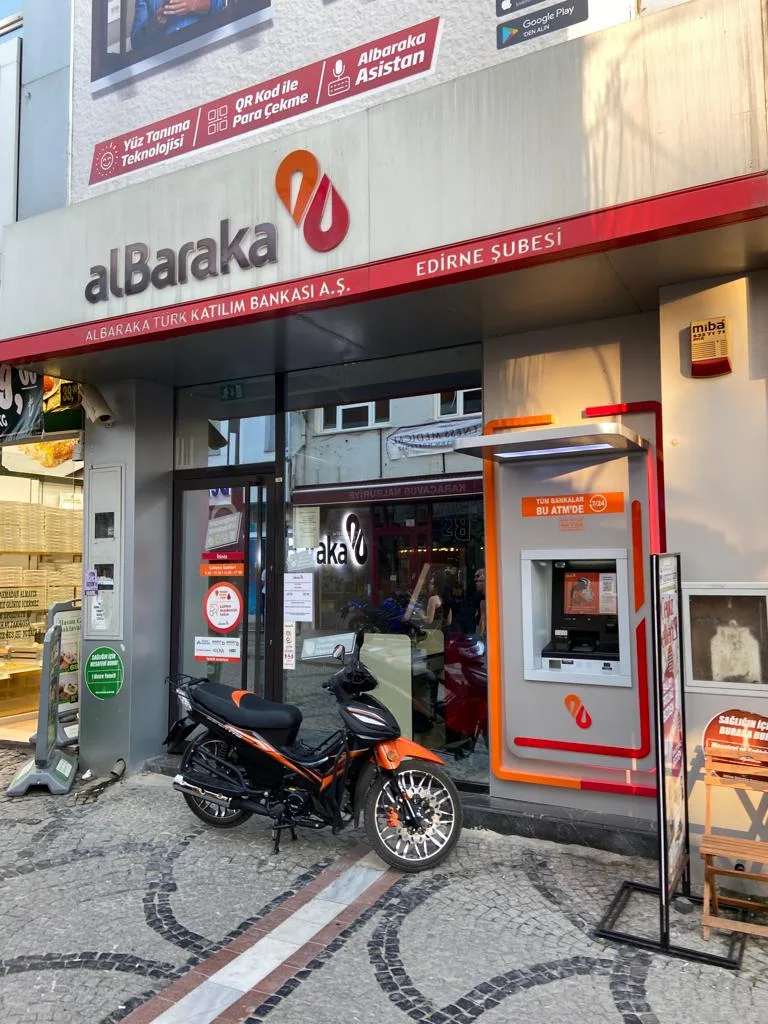 Albaraka Türk Edirne Şubesi — Bankalar, Merkez · fotoğraf 1