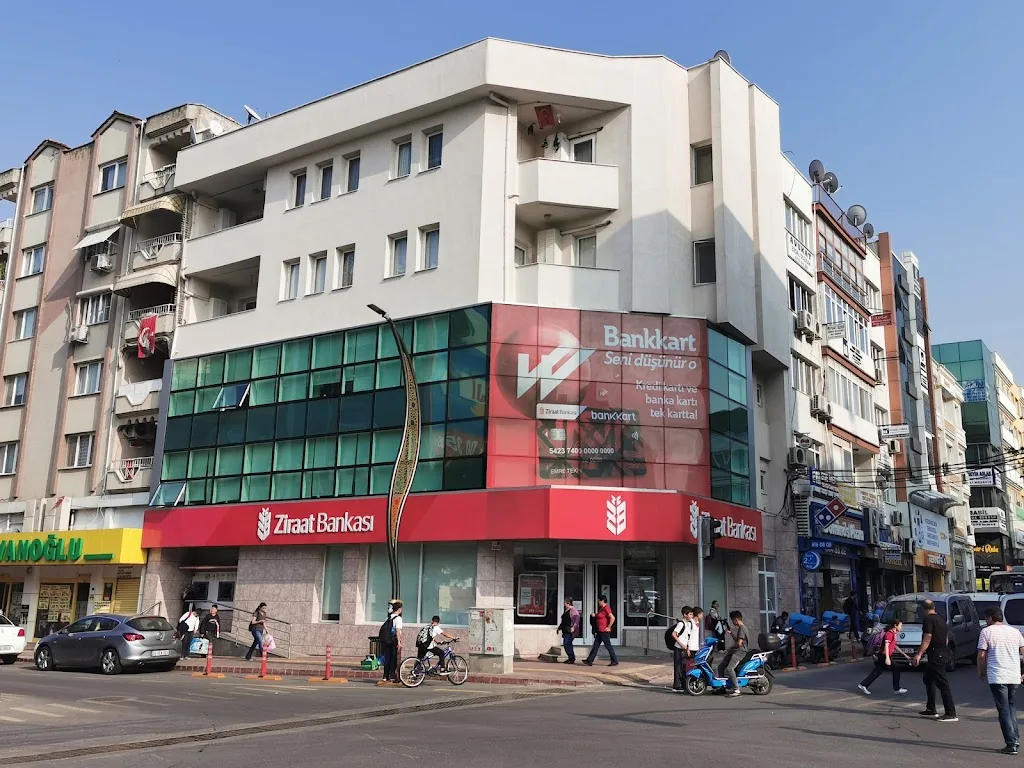 Ziraat Bankası Aliağa/İzmir Şubesi — Bankalar, Aliağa · fotoğraf 1