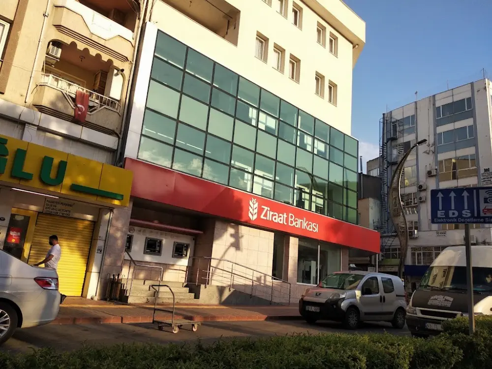 Ziraat Bankası Aliağa/İzmir Şubesi — Bankalar, Aliağa · fotoğraf 2