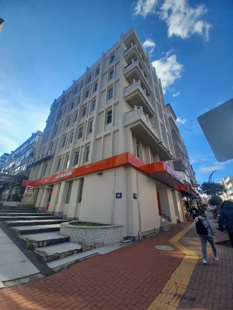 Akbank Aliağa/İzmir Şubesi — Bankalar, Aliağa · fotoğraf 2