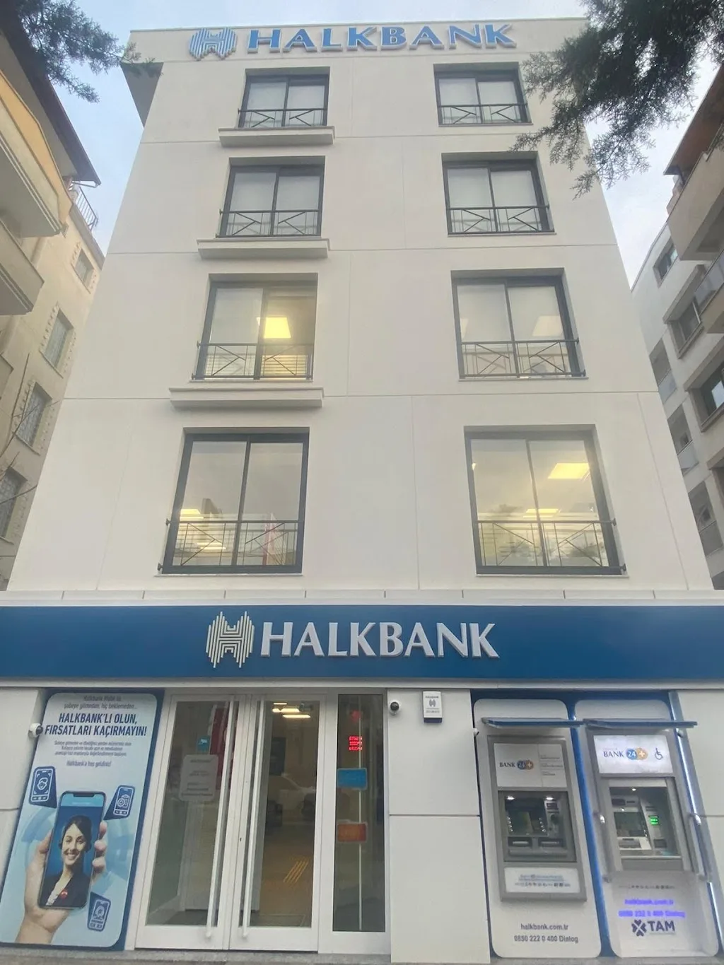 Halkbank Aliağa Şubesi — Bankalar, Aliağa · fotoğraf 1