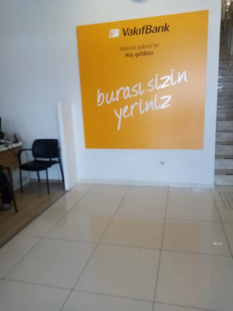 VakıfBank Balçova Şubesi — Bankalar, Balçova · fotoğraf 3