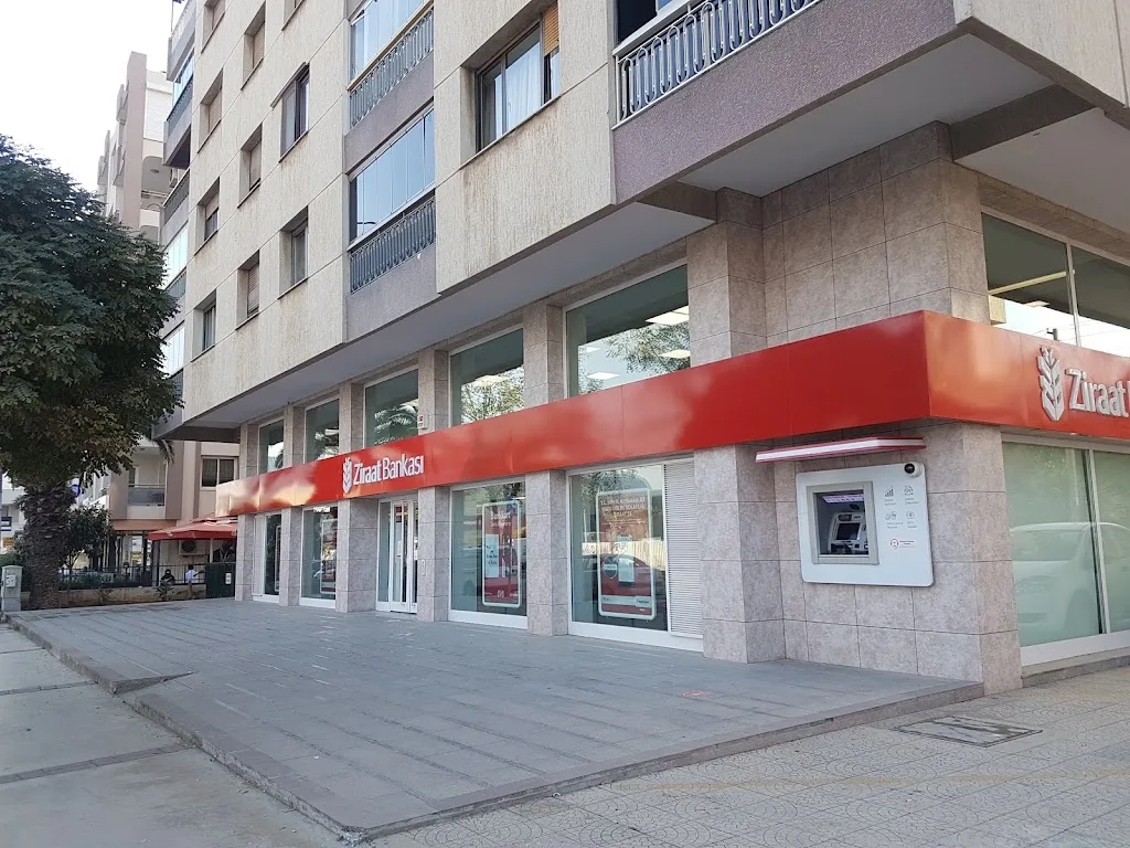 Ziraat Bankası 9 Eylül Üniversitesi/İzmir Şubesi — Bankalar, Balçova · fotoğraf 1