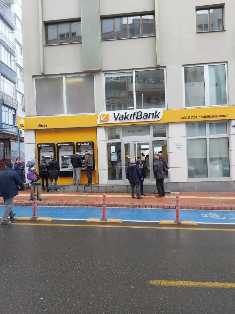 VakıfBank ATM — Bankalar, Aliağa · fotoğraf 2