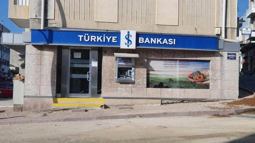Türkiye İş Bankası Bayındır/İzmir Şubesi — Bankalar, Bayındır · fotoğraf 3