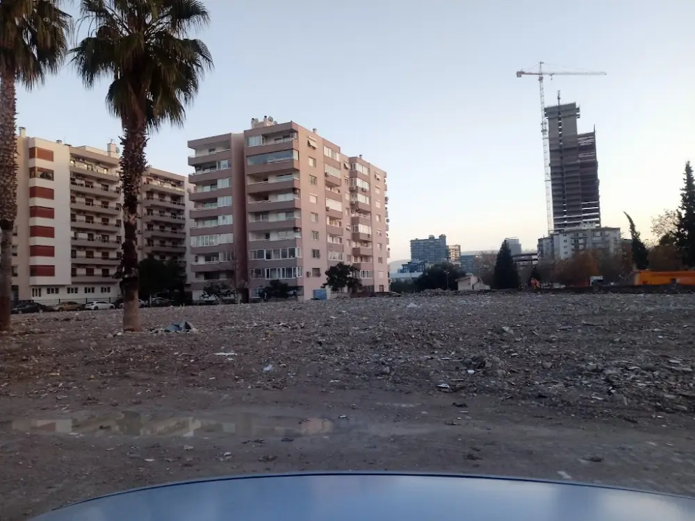 Ziraat Bankası Manavkuyu/İzmir Şubesi — Bankalar, Bayraklı · fotoğraf 3
