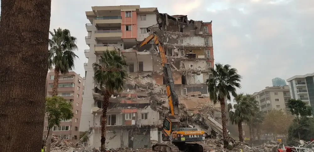 Ziraat Bankası Manavkuyu/İzmir Şubesi — Bankalar, Bayraklı · fotoğraf 4
