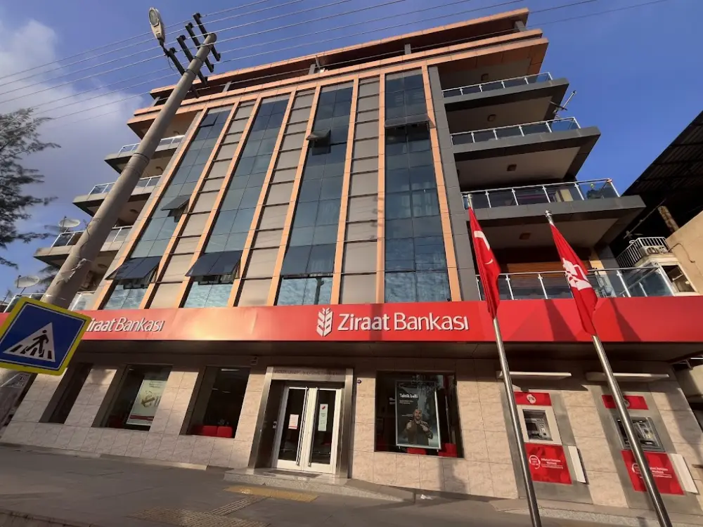 Ziraat Bankası Osmangazi-Bayraklı/İzmir Şubesi — Bankalar, Bayraklı · fotoğraf 2