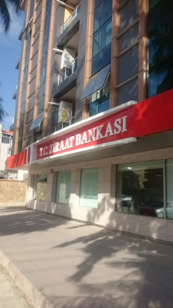 Ziraat Bankası Osmangazi-Bayraklı/İzmir Şubesi — Bankalar, Bayraklı · fotoğraf 4