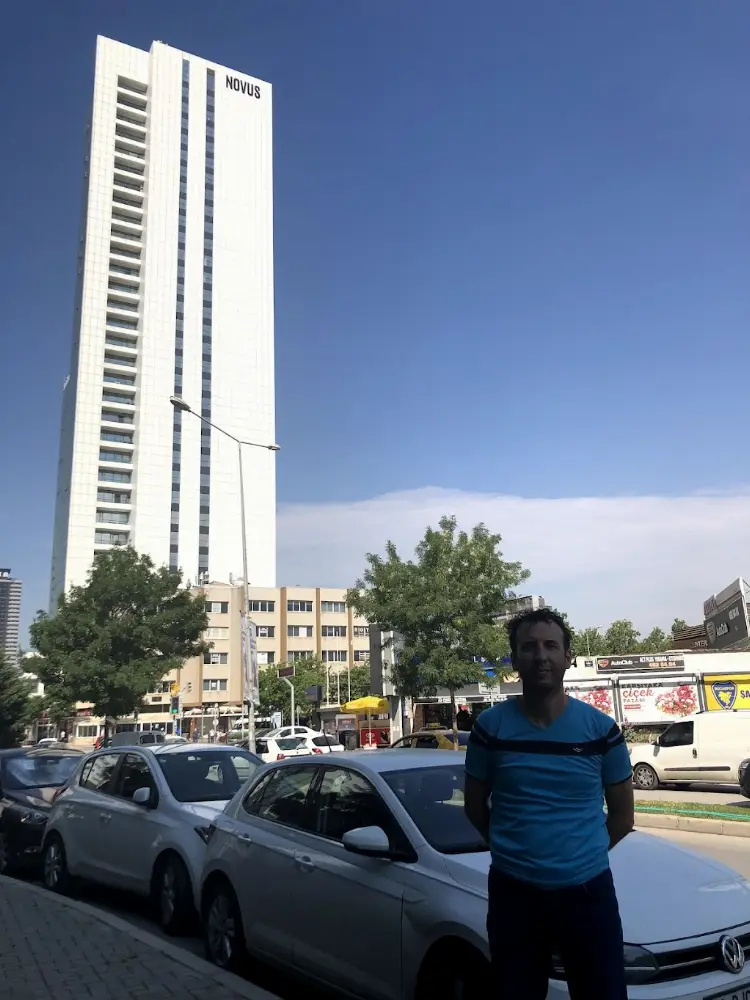 Türkiye İş Bankası Manavkuyu/İzmir Şubesi — Bankalar, Bayraklı · fotoğraf 4
