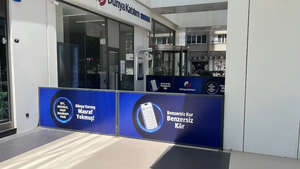 Dünya Katılım Bankası Bayraklı Şubesi — Bankalar, Bayraklı · fotoğraf 2