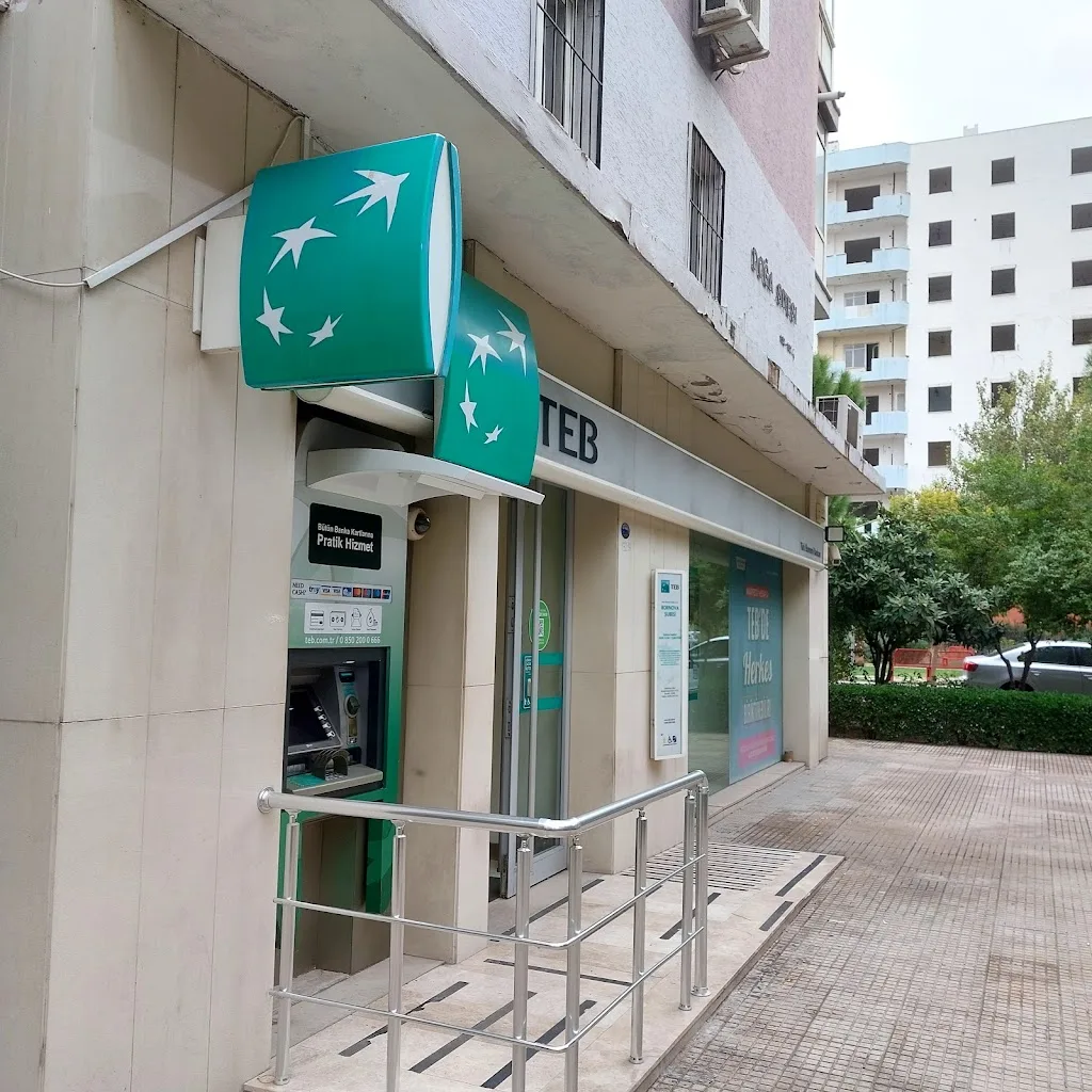 TEB Bornova Şubesi — Bankalar, Bayraklı · fotoğraf 1
