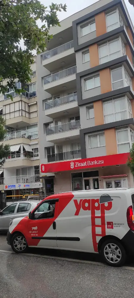 Ziraat Bankası Girne Bulvarı/İzmir Şubesi — Bankalar, Karşıyaka · fotoğraf 2