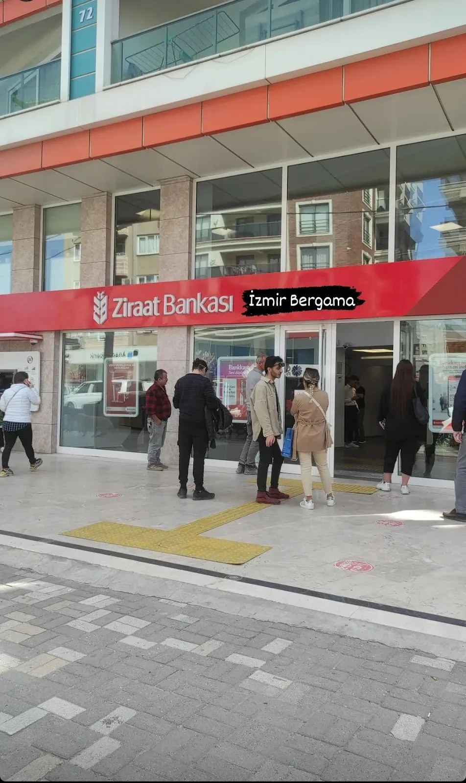 Ziraat Bankası Bakırçay-Bergama/İzmir Şubesi — Bankalar, Bergama · fotoğraf 1