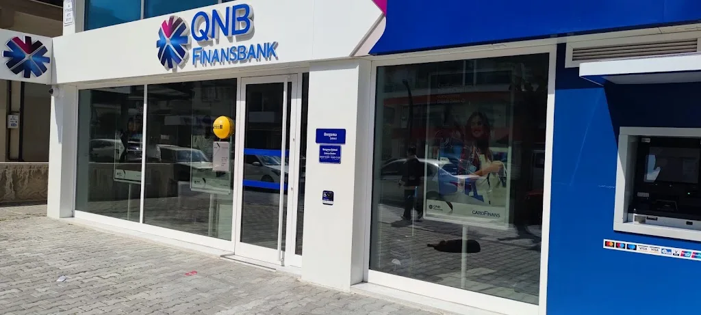 QNB Bergama Şubesi — Bankalar, Bergama · fotoğraf 1