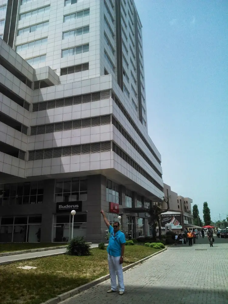 Yapı Kredi - İzmir Manavkuyu Şubesi — Bankalar, Konak · fotoğraf 3