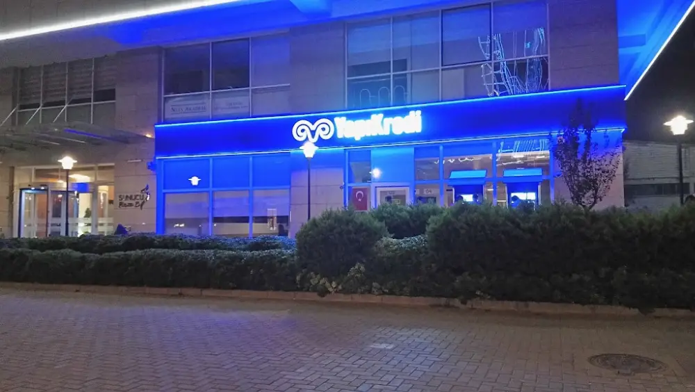 Yapı Kredi - İzmir Manavkuyu Şubesi — Bankalar, Konak · fotoğraf 4
