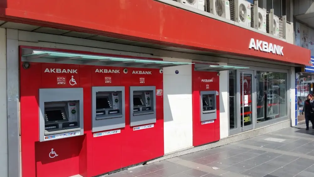 Akbank Bornova/İzmir Şubesi — Bankalar, Bornova · fotoğraf 2