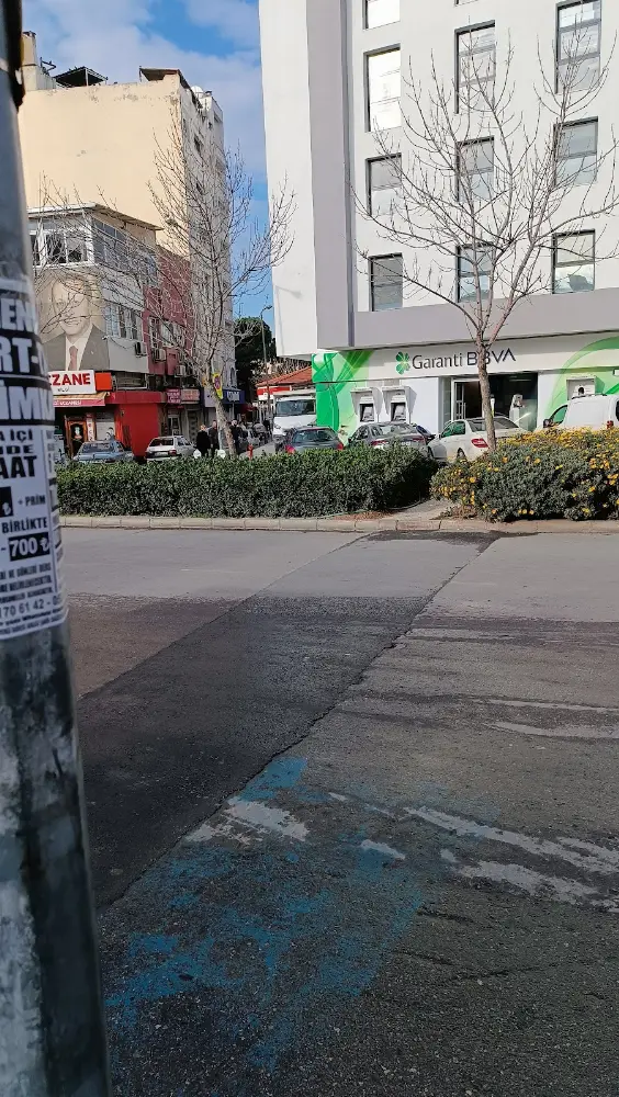 Garanti BBVA - Bornova Şubesi — Bankalar, Bornova · fotoğraf 2