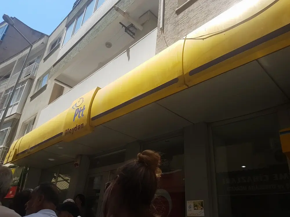 VakıfBank Bornova Şubesi — Bankalar, Bornova · fotoğraf 3