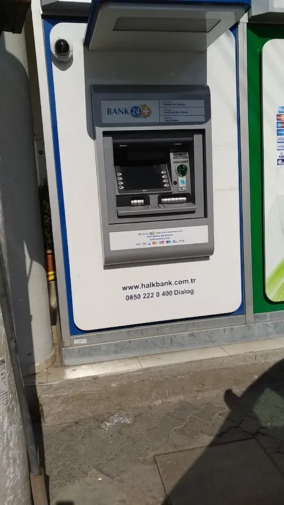 Halkbank Buca Şubesi — Bankalar, Buca · fotoğraf 2