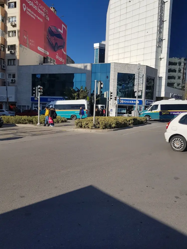Halkbank Bornova Şubesi — Bankalar, Bornova · fotoğraf 3