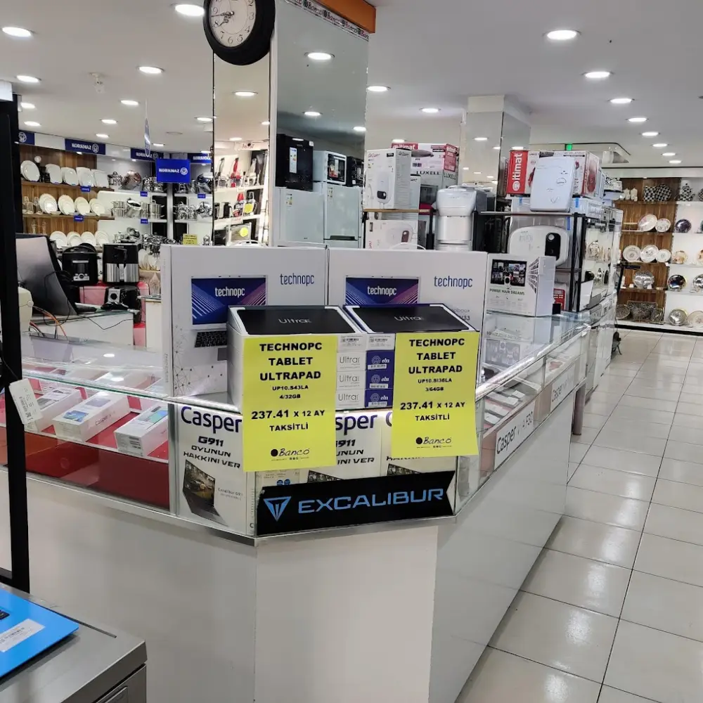 Banco — Bankalar, Bornova · fotoğraf 3